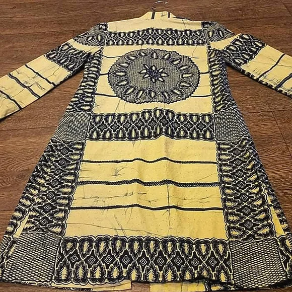 Handmade Geometric Quarter Sleeve Tunic - Picture 9 of 10